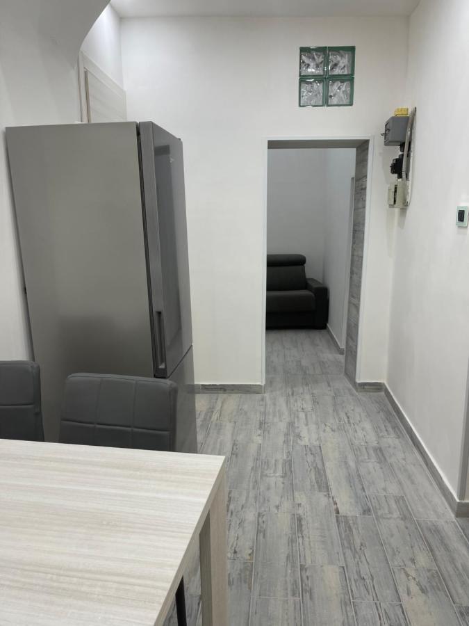 Dimora Di Anesia Napoli Apartment Luaran gambar